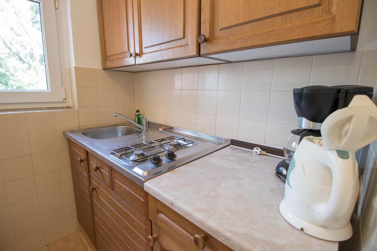 Apartments Josip By The Sea Novi Vinodolski Exterior foto