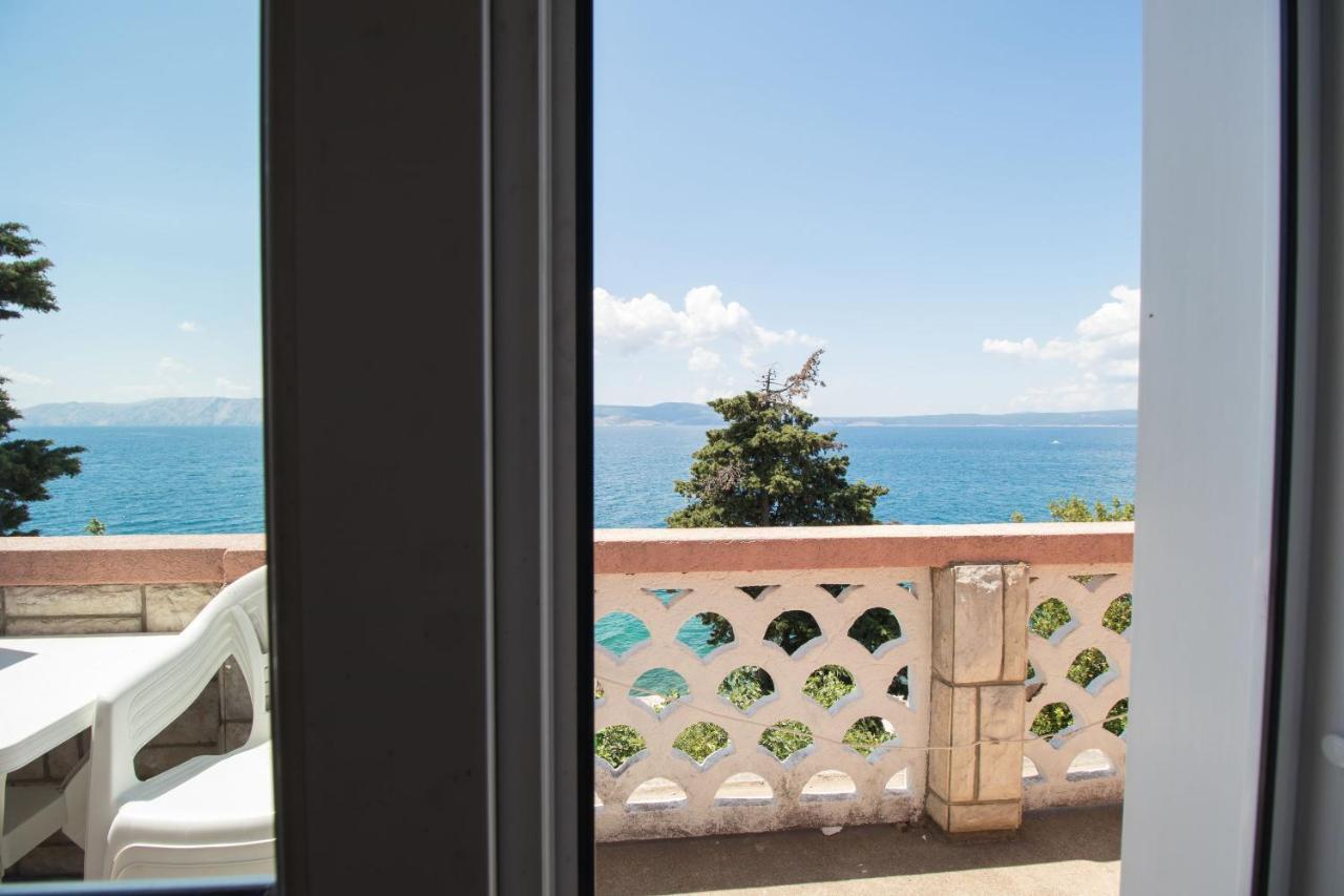 Apartments Josip By The Sea Novi Vinodolski Exterior foto
