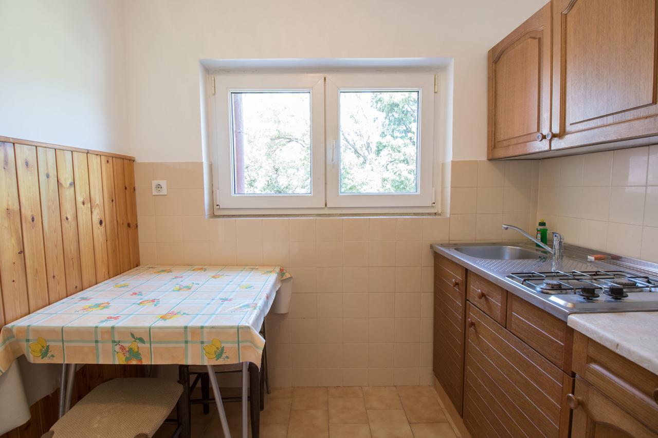Apartments Josip By The Sea Novi Vinodolski Exterior foto